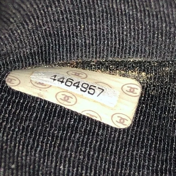 Chanel Matrasse Quilted Black MM Agenda planner notebook cover black - Picture 7 of 9